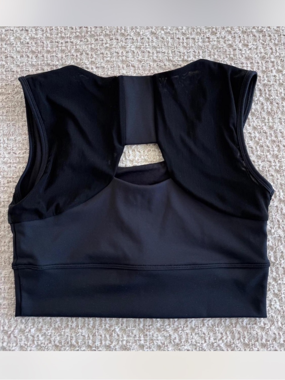 Forme Power Bra in Black, Size XL, XS and Small Women’s Available - Picture 4 of 4